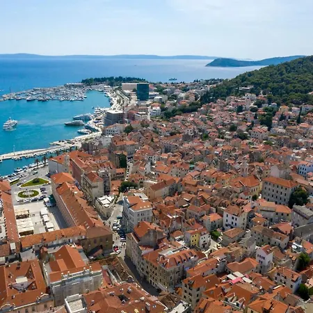Nocleg ze śniadaniem New Lux Merissima 4*
