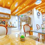 New Lux Merissima Bed & Breakfast