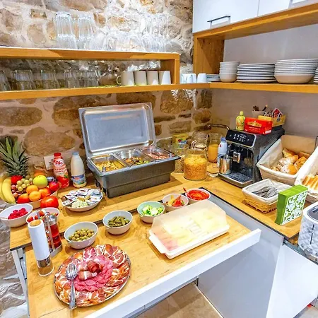 New Lux Merissima Bed and Breakfast