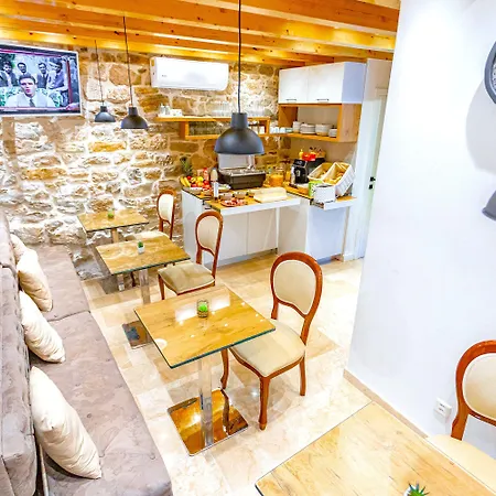 New Lux Merissima Bed and Breakfast Σπλιτ