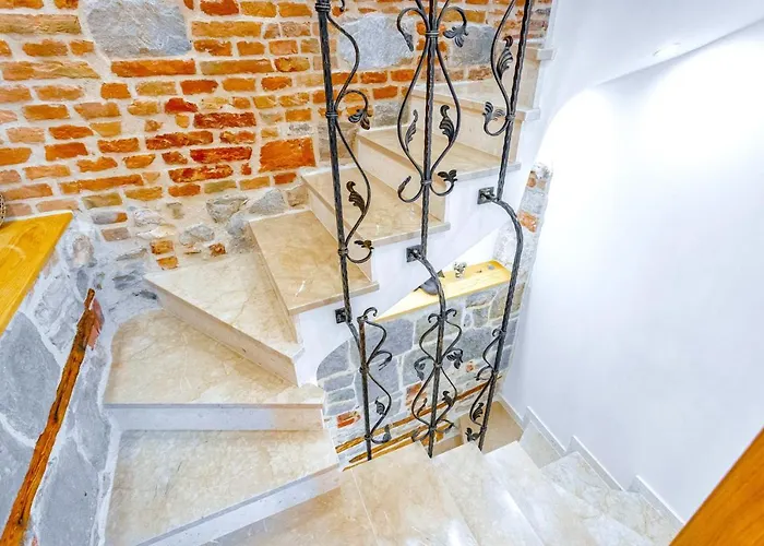 Panzió New Lux Merissima