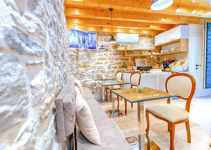 New Lux Merissima Bed & Breakfast